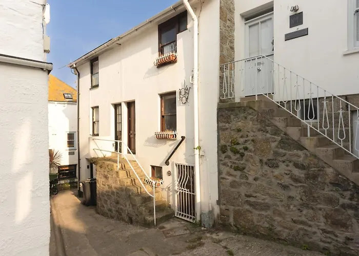 7 Virgin Street, St Ives